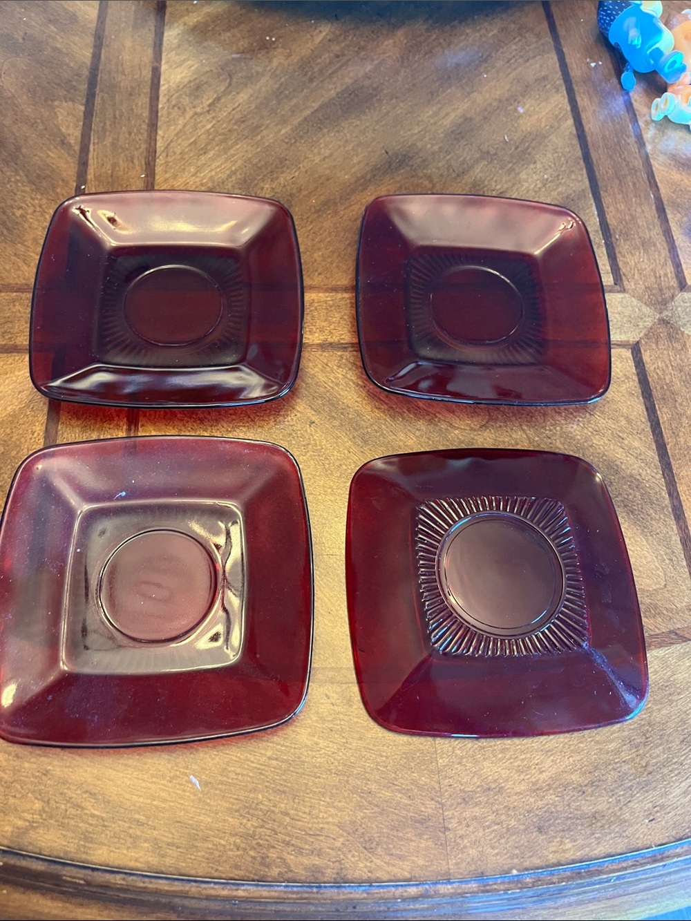Set of 4 Deep Red Square Glass Dessert Plates no chips or cracks!